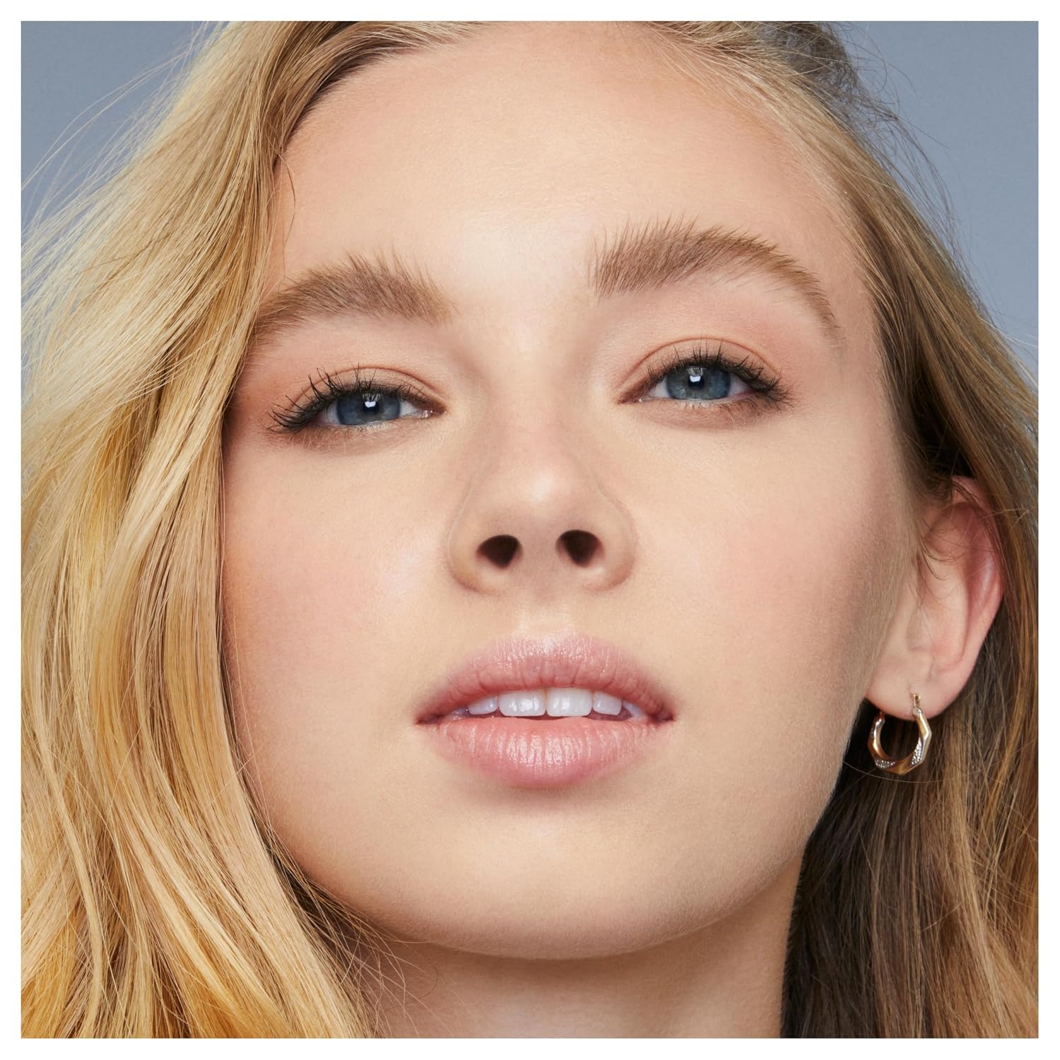 image:imageMaybelline New York Augenbrauenstift zum Auffllen und Liften Bis zu 24 Stunden gestylte Augenbrauen Tattoo Brow Lift 2in1 Farbe 00 Clear 1 StckDeep Brown