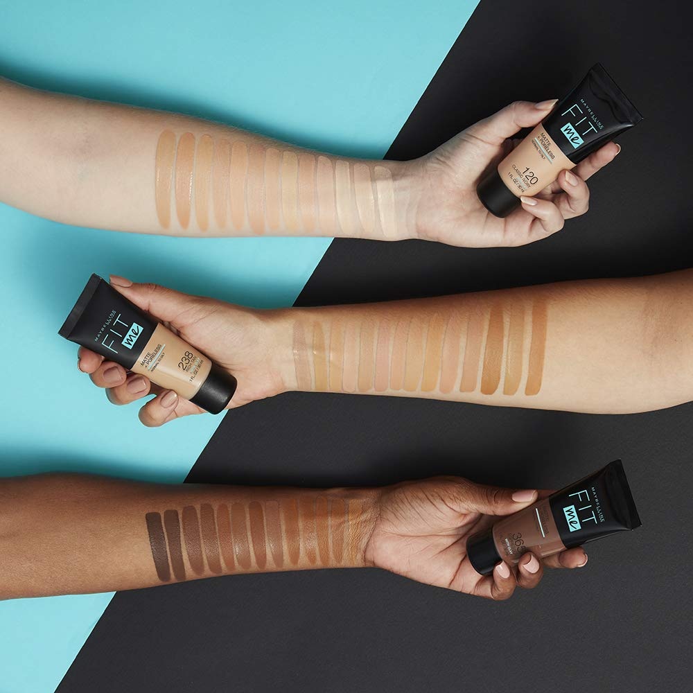 image:imageMaybelline New York Fit me Matte amp Poreless Makeup Nr 335 Classic Tan 30 mlElfenbeinfarben