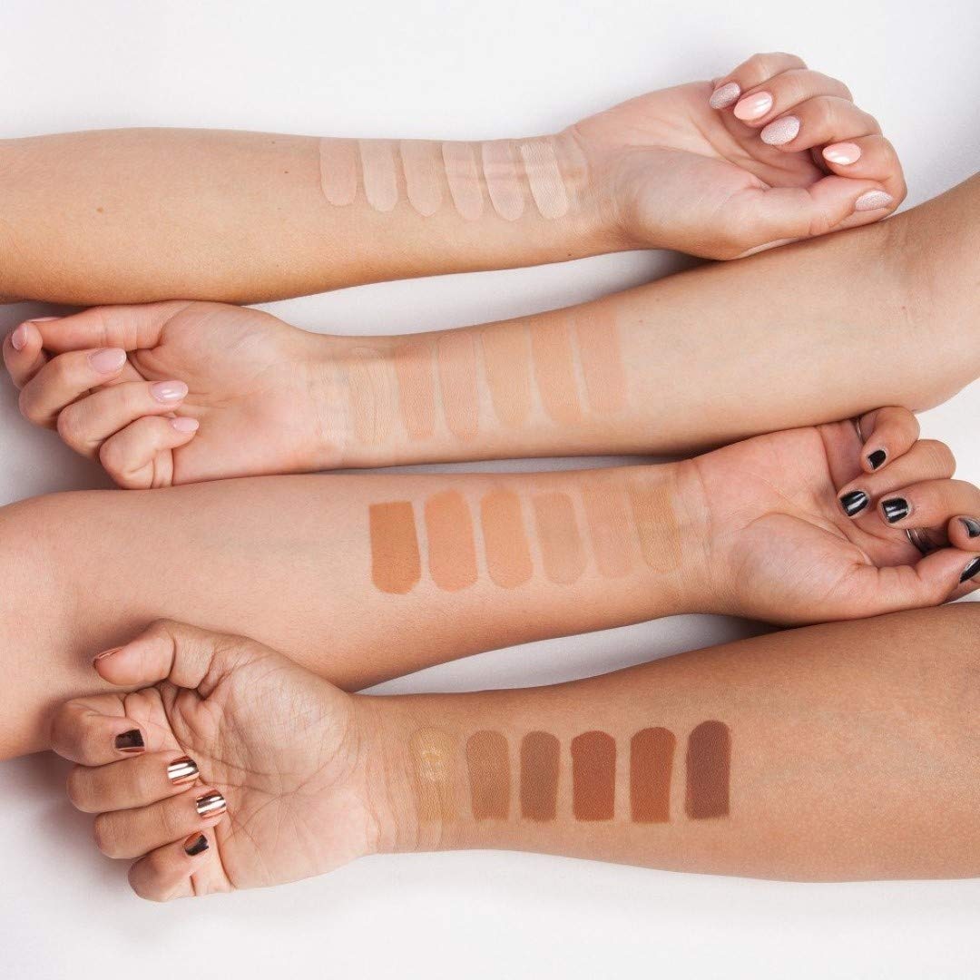 image:imageMaybelline New York Fit me Matte amp Poreless Makeup Nr 335 Classic Tan 30 mlNr 220 Natural Beige