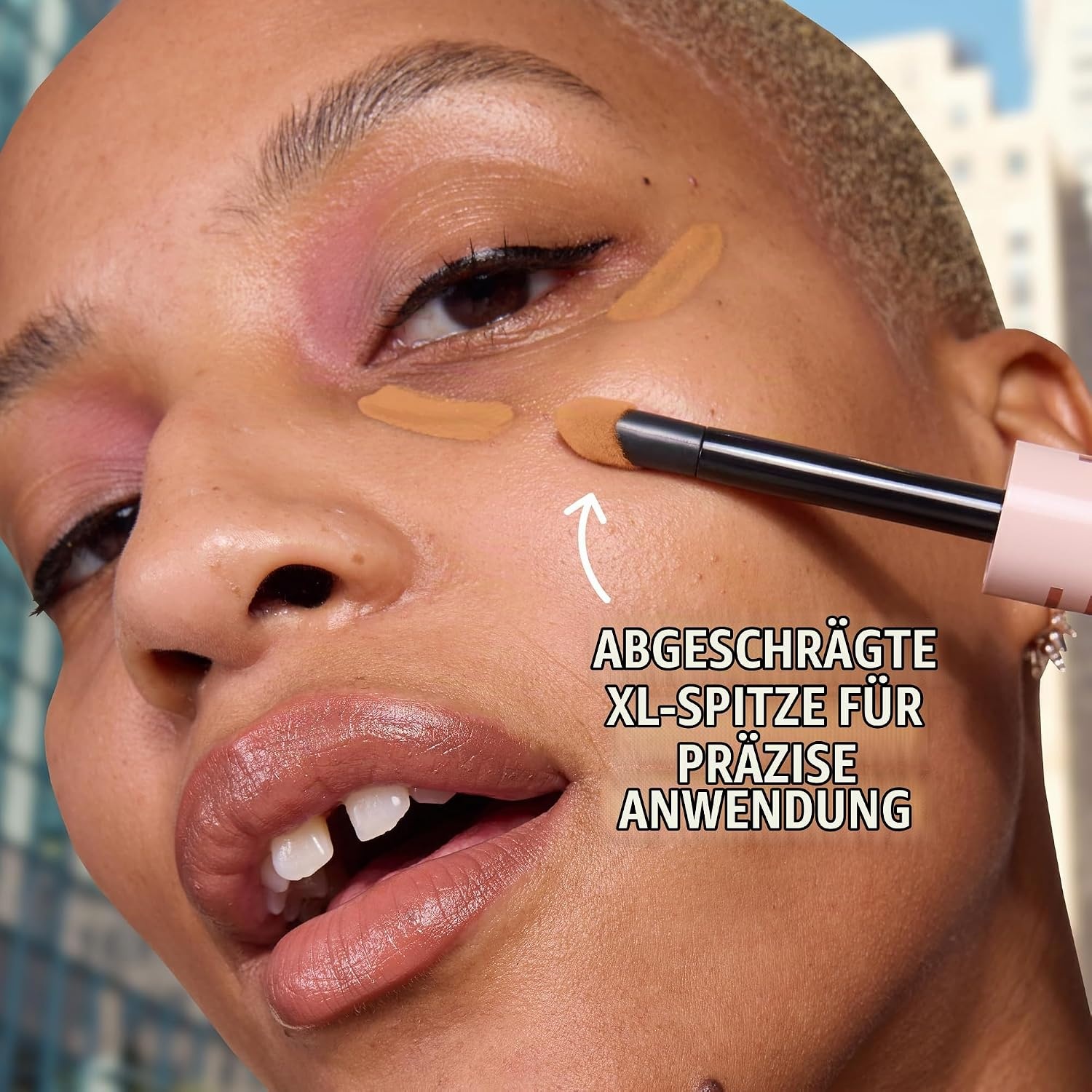 image:imageMaybelline New York Lifter Concealer SerumAbdeckstift gegen Augenringe mit 2 Peptiden amp Koffein hohe Deckkraft spendet bis zu 24H Feuchtigkeit Nr 20 10 ml5
