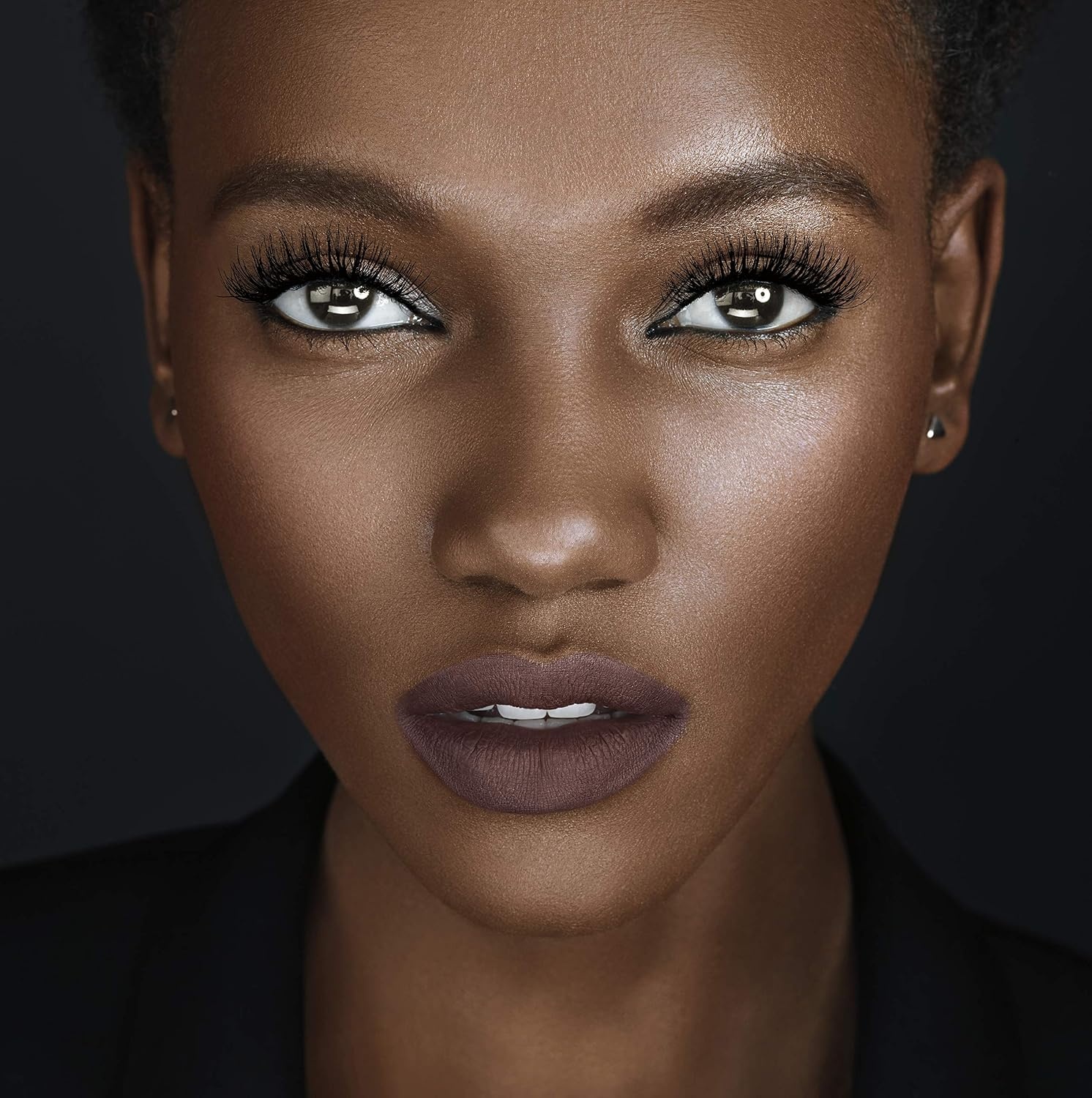 image:imageMaybelline New York Schwarze Wimperntusche fr extra Volumen Volum Express The Colossal Go Extreme Mascara Nr 1 Very Black 1 x 95 ml4 Leather Black