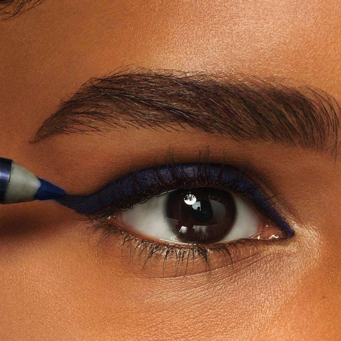 image:imageMaybelline New York Tattoo Liner Gel Pencil in 920 Striking NavyAufflliges Marineblau